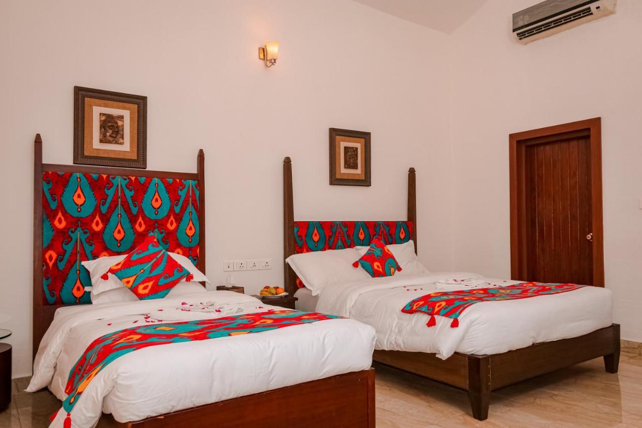 Miraaya Wellness And Golf Resort Chitwan Exterior photo